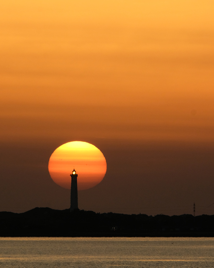 Lyngvig Fyr i aftensol - Karen Falck
