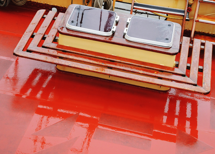 Streetphotography - Schiffsaufbauten rot